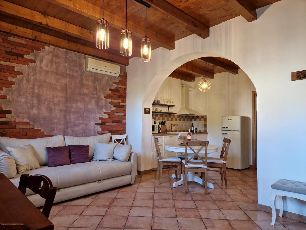 Wine & Apartment Vinales Koper Luaran gambar