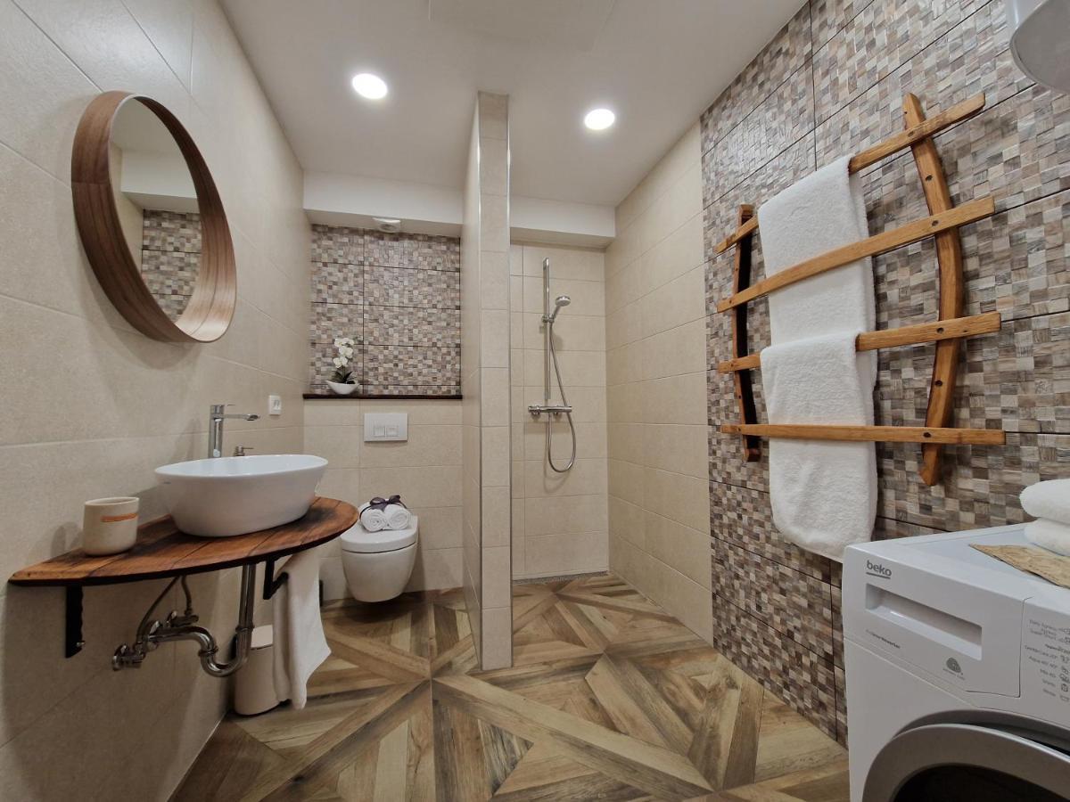 Wine & Apartment Vinales Koper Luaran gambar