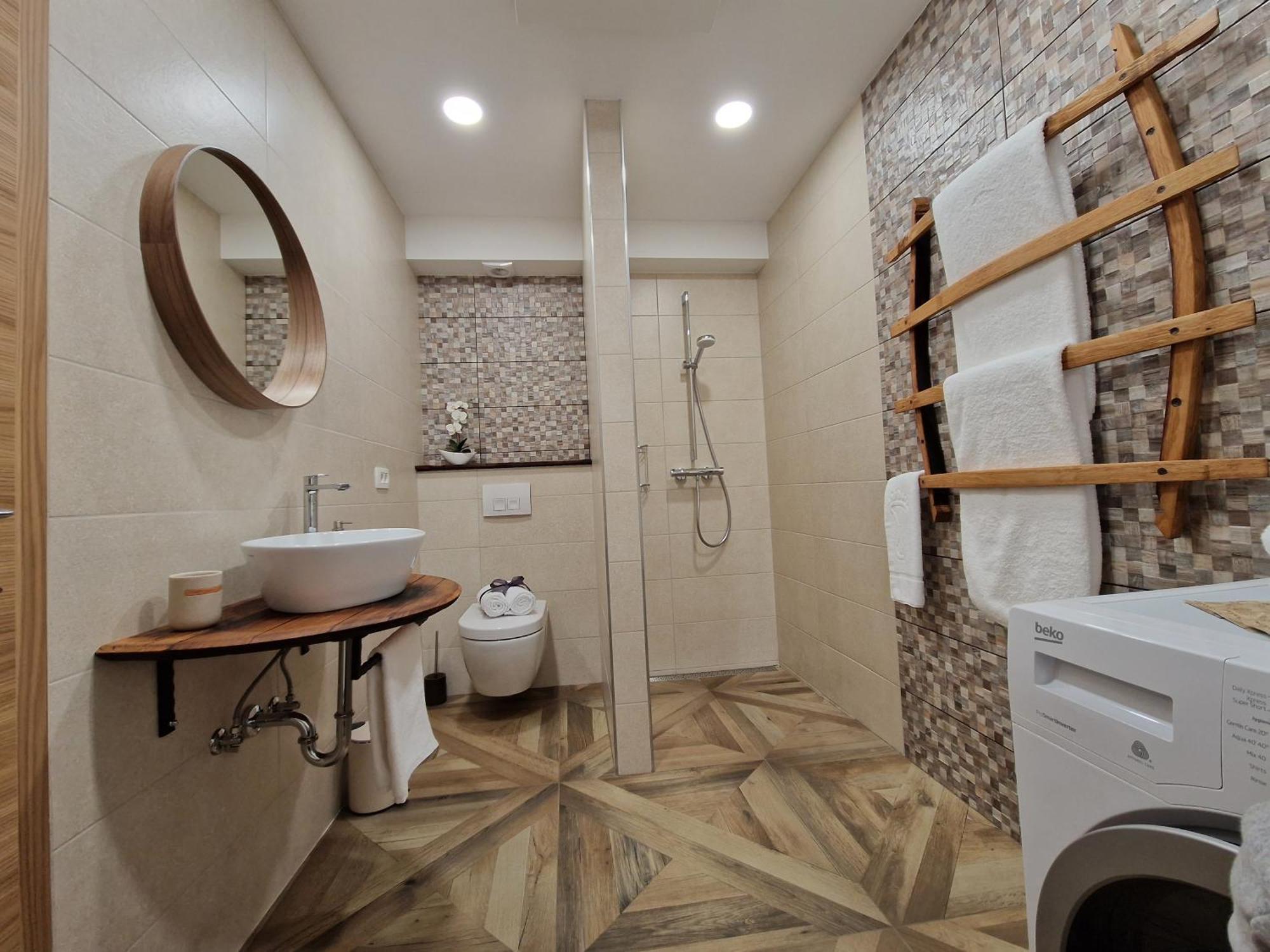 Wine & Apartment Vinales Koper Luaran gambar