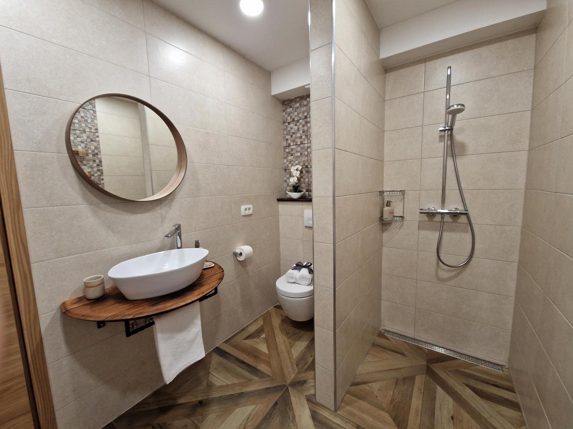 Wine & Apartment Vinales Koper Luaran gambar